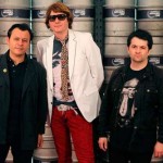 Οι Manic Street Preachers πάνε πόλεμο με το καινούργιο τους κομμάτι (video)