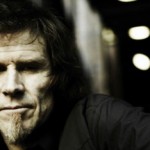 Ο Mark Lanegan τιμά το folk είδωλό του, Tim Hardin / Ακούστε το "Red Balloon"