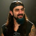 Ο Mike Portnoy τα βάζει με οπαδό που φορούσε μπλουζάκι των Dream Theater
