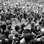 Μαθηματικό μοντέλο για τα mosh pits