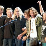 Grunge «Dream Team» επί σκηνής