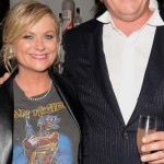 Η πρωταγωνίστρια του "Parks And Recreation" με metal μπλουζάκι στις Χρυσές Σφαίρες