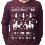 Χριστουγεννιάτικο πουλόβερ κι από τους Queens Of The Stone Age