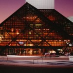 Guns N' Roses, The Cure και Red Hot Chili Peppers υποψήφιοι για το Rock And Roll Hall Of Fame