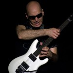 Ο Joe Satriani επιλέγει τις τρεις αγαπημένες του στιγμές από την καριέρα του Jimi Hendrix