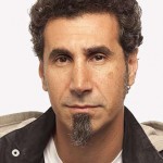 Serj Tankian: «Ο κόσμος στις Η.Π.Α. δεν διαβάζει, γι' αυτό εξέλεξε τον George Bush»
