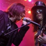 Οι Alter Bridge μαζί με τον Slash στη σκηνή
