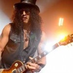 Ο Slash σε τρεις διαστάσεις