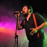 Ο Σπύρος Γραμμένος ζωντανά στον Σταυρό Του Νότου για δύο εμφανίσεις