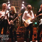 Στην κορυφή των βρετανικών singles chart οι Status Quo