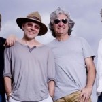 Περιοδεία από πρώην μέλη των Dire Straits υπό την επωνυμία The Straits