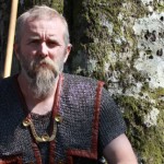 «Δεν τα έγραψα εγώ», δηλώνει στη δίκη του ο Varg Vikernes για τα ρατσιστικά blog