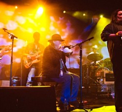 Δείτε το ιστορικό reunion των The 13th Floor Elevators 