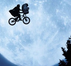 30 χρόνια μετά: Αφιέρωμα σε μνημειώδη album του 1982 