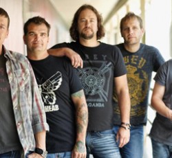 "Greatest Hits" από τους 3 Doors Down 