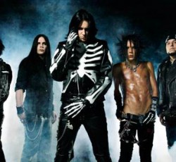 6+9 λόγοι για να δείτε τους The 69 Eyes στην Ελλάδα 