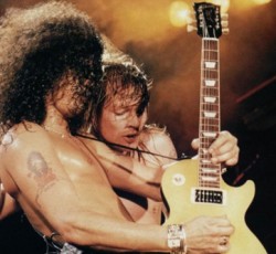 Ο Slash είπε πολλά και σημαντικά για πιθανό reunion των Guns N’ Roses 