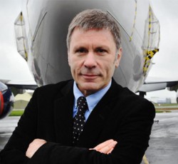 Kαλά νέα για τον Bruce Dickinson 