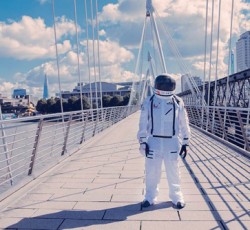 Aκούστε τους Lonely Robot το νέο project του John Mitchell 