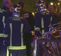 100 όμηροι σε συναυλία των Eagles Οf Death Metal στο Παρίσι, μεταδίδουν τα διεθνή μέσα 