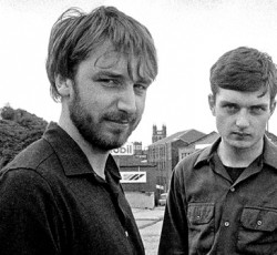 O Peter Hook θα παίξει όλα τα τραγούδια των Joy Division σε εκκλησία