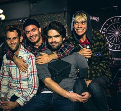 Έρχονται και οι Viet Cong 