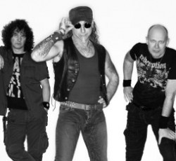 Διαγωνισμός Accept: Γνωρίστε από κοντά το συγκρότημα!