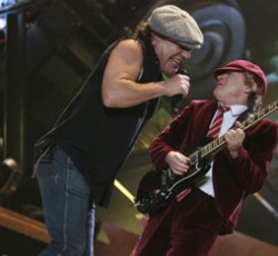 Νέο ρεκόρ για τους AC/DC 