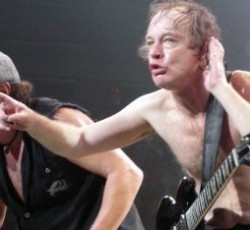 Σε έξι εβδομάδες το νέο live album / dvd των AC/DC;