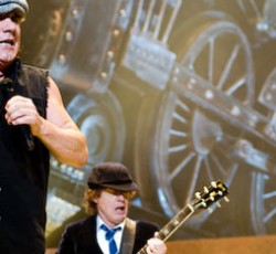 Πρώτος live δίσκος εδώ και 20 χρόνια για τους AC/DC 