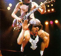 Αποκλειστικά μέσω των Wal-Mart ο νέος δίσκος των AC/DC στην Αμερική 