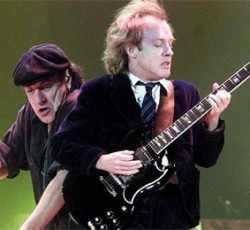 Επιστρέφουν στην Αυστραλία οι AC/DC 