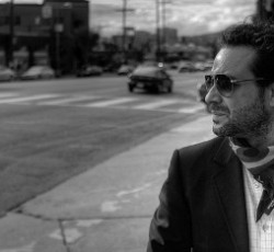 Ο Adam Cohen έρχεται στην Αθήνα 