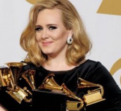 Ένα στα έξι βρετανικά σπίτια έχει ένα αντίτυπο του "21" της Adele 