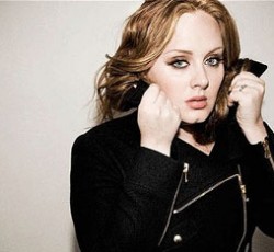 Πρώτη φορά λείπει το "21" της Adele από το Top 40 των βρετανικών charts 