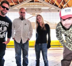 Τέσσερις δίσκους ηχογραφούν οι Agoraphobic Nosebleed