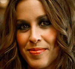 Στις κορυφές των charts ο νέος δίσκος της Alanis Morissette 