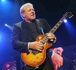 Ο Alex Lifeson (Rush) μιλάει για την επανέκδοση του "Vapor Trails" 