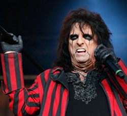 Live κυκλοφορία από τον Alice Cooper 