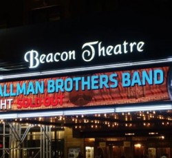 Εντυπωσιακό φινάλε με τρίωρη συναυλία για τους Allman Brothers Band 