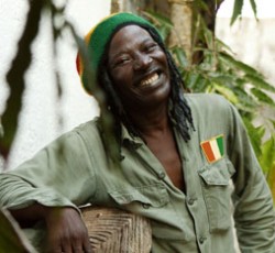 Διαγωνισμός Alpha Blondy - Κερδίστε mini albums 