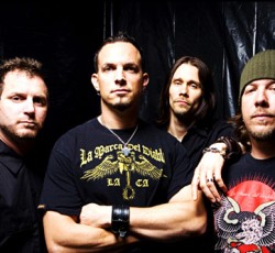 Οι Alter Bridge δουλεύουν πάνω σε «βαρύ» και «εγκεφαλικό» νέο υλικό 