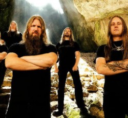 Οι Amon Amarth στα smartphones των οπαδών τους