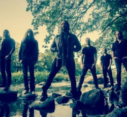 Περιοδεία για τα 20 χρόνια του "Tales From The Thousand Lakes" από τους Amoprhis 