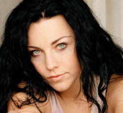 Amy Lee (Evanescence): «Τώρα πλέον δουλεύουμε σαν κανονική μπάντα» 