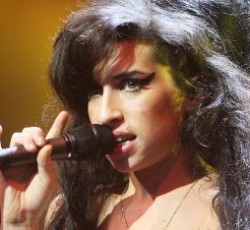 Ακυρώνεται η εμφάνιση της Amy Winehouse στο Ejekt Festival 