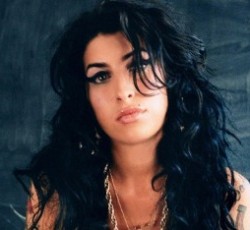 Η ανακοίνωση της Detox Events για την ακύρωση της εμφάνισης της Amy Winehouse και τα εισιτήρια του Ejekt Festival 2011 