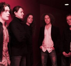 Οι Anathema διασκευάζουν... τραγούδια τους 