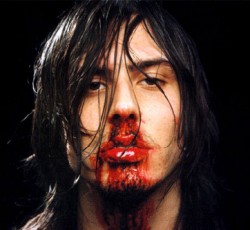 Έσπασε το ρεκόρ Guinness ο Andrew W.K. με 24 ώρες συνεχόμενου drumming 