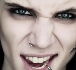 Supergroup με μέλη των Black Veil Brides, Asking Alexandria και Falling In Reverse (;) 